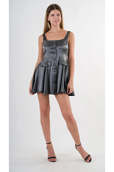 hazelin Γυναικείο φόρεμα σε χρώμα ανθρακί με σορτς - λουράκι, κουμπιά και τσέπες, ελαστική μέση HZL24S-YY197