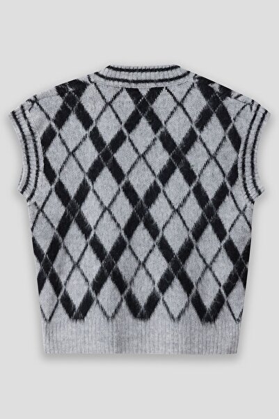 winter club V-Neck Corded Edge Diamond Patterned Women's Sweater - 100% Silk, 2 Colors