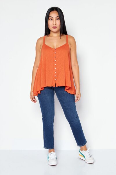 Jessica Simpson Women V Neck Sleeveless Solid Top, Orange