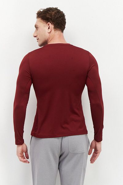 New Balance Men Sportswear Fit Long Sleeves Training T-shirt, Maroon