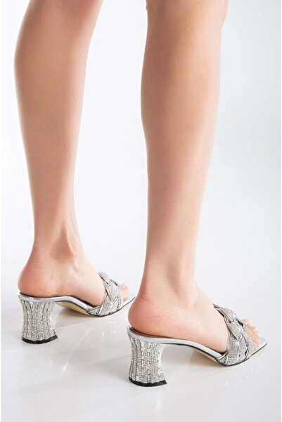 KOCAMANLAR Feles В'язаний камінь Детальний жіночий капці на підборах GÜMÜŞ