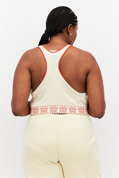 Royalty By Maluma Women Scoop Neck Sleeveless Racerback Cropped Top, Ivory