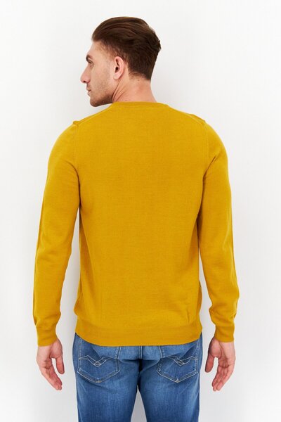 Lyle & Scott Men Crew Neck Brand Logo Sweater, Amber