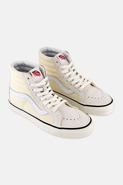 Vans Men Sk8-Hi 38 Lace Up Shoes, Beige