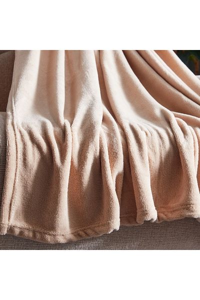Home Box Ontario Solid Coral Fleece Throw - 120x170 cm