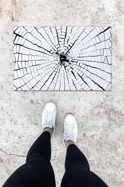 GLOBELUX White Digital Printed Broken Glass Patterned Door - Mat K-1046
