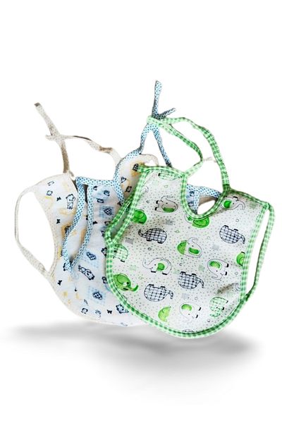 LiderGlobal 3 Cute Patterned Oilcloth Wearable Baby Bibs