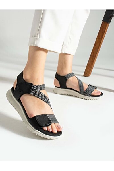 KOCAMANLAR صندل نسائي مريح لتقويم العظام باللون الأسود من Feles - نعل فيلكرو ...