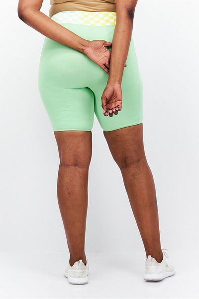 Dippin' Daisy's Women Plus Size Two Tone Basic Shorts, Green