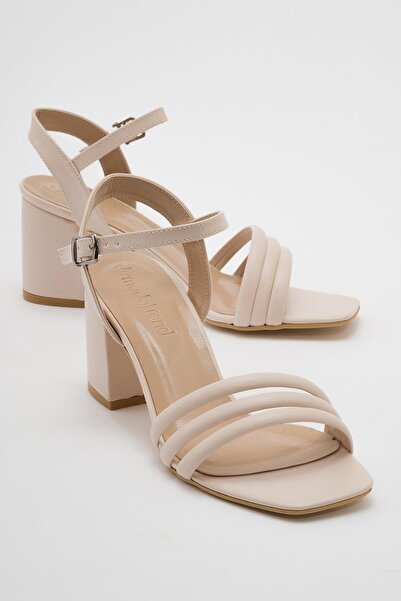 Ccway لون البشرة وأشار اصبع القدم خنجر المرأة