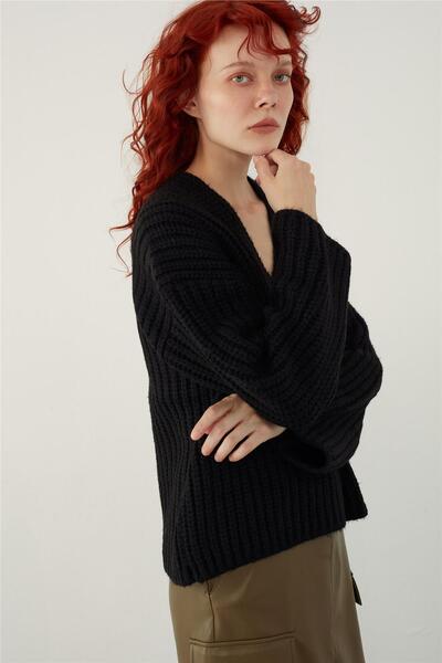 SHERIN Siyah V Yaka Oversize Triko Kazak