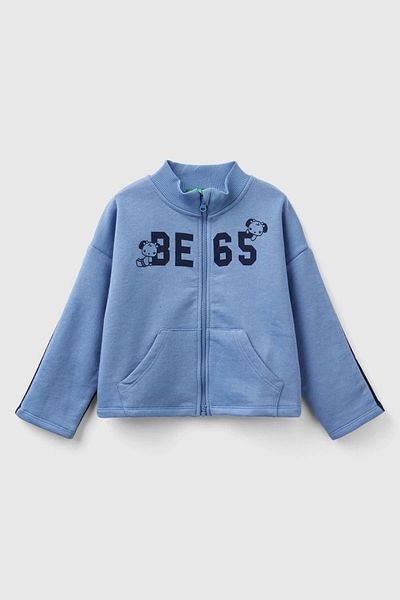 United Colors of Benetton Суитшърт с цветни блокове и принт на лозунг