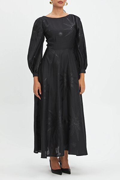 SERPİL Kendinden Desenli Bisiklet Yaka Kloş Etekli Siyah Elbise 40345