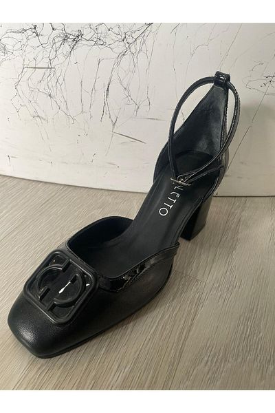 Poletto Κομψή σχεδίαση με χαμηλό τακούνι από γνήσιο δέρμα