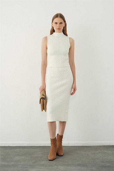 SHERIN Ecru High Collar Knitwear Blouse