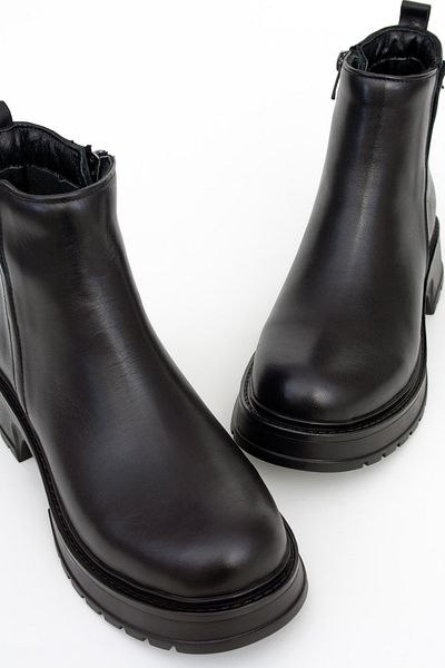 Bulls & Gulls Genuine Leather Rubber Sole Zippered Women's Boots