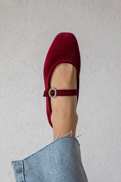 STRASWANS Berny Women's Belt Detail Velvet Ballerina Claret Red