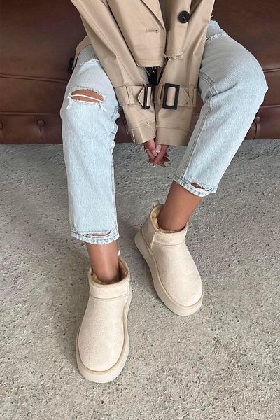 STRASWANS Salvador Women's Furry Thick Sole Suede Ankle Boots Beige