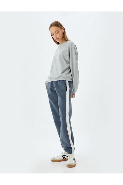 Koton Übergroße Jogger-Jogginghose – Schnürung an der Taille und Tasche