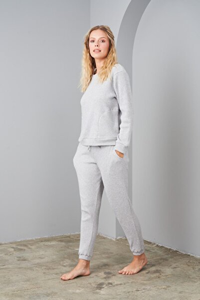 PJS 24576 طقم بيجامة رمادي ناعم بأكمام طويلة