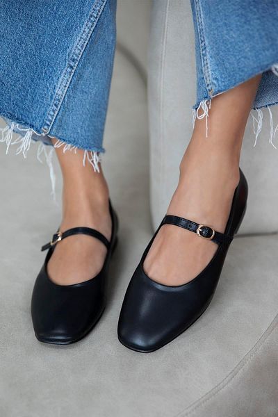 STRASWANS Smolder Black Leather Women's Ballerinas - Belt Detailed