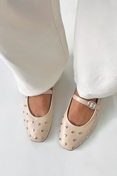 STRASWANS Azure Women's Drop Detail Leather Ballerinas Beige