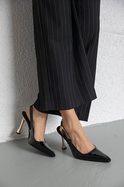 STRASWANS Kendra Women's Patent Leather Heeled Shoes Black