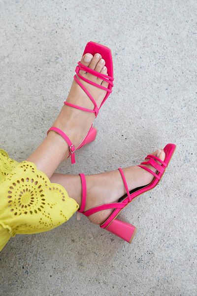 STRASWANS Estelle Women's Heeled Fabric Sandals Fuchsia