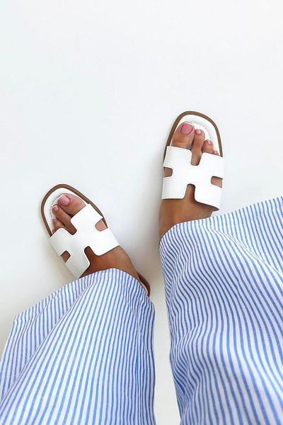 STRASWANS Vex White Single Striped Daily Women's Leather Slippers