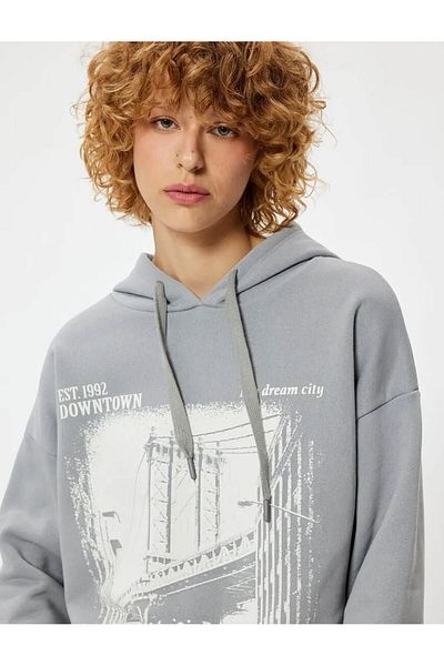 Koton Oversize mikina s dlouhým rukávem a kapucí - Slogan Printed