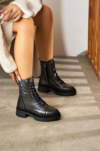 ShoeTek Gwen Kadın Bot Taşlı Bağcıklı Fermuarlı Postal Platin Deri