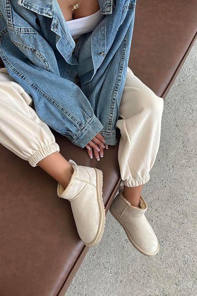 STRASWANS Asia Women's Furry Thick Sole Suede Half Boots Beige