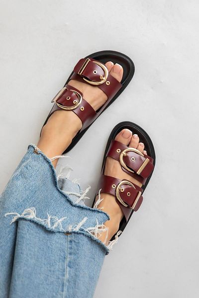 STRASWANS Forster Claret Red Women's Slippers - Buckle Detailed Daily Comfort