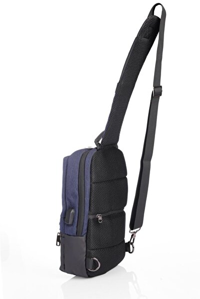 ÇÇS 31276 USB-сумка з відділенням для планшета, з одним плечовим ременем