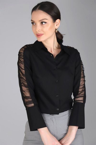 SWEETNESS Cămașă neagră de lycra pentru femei cu detaliu din tul pe mâneci