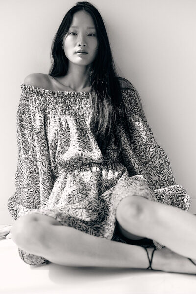 H&M Omuzları Açık Elbise