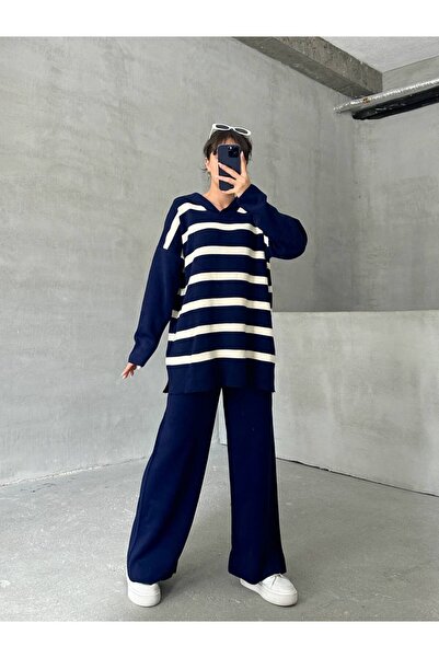 İLKCET MODA Striped V-Neck Knitwear Top and Bottom Set