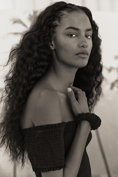 H&M Omuzları Açık Büzgülü Elbise