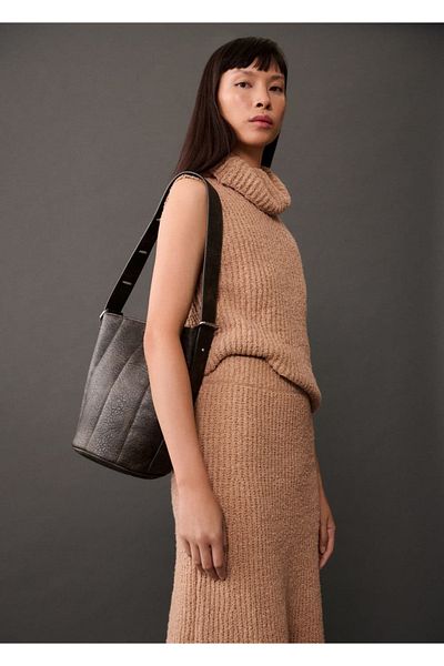 MANGO Woman Ribbed Neckline Blouse