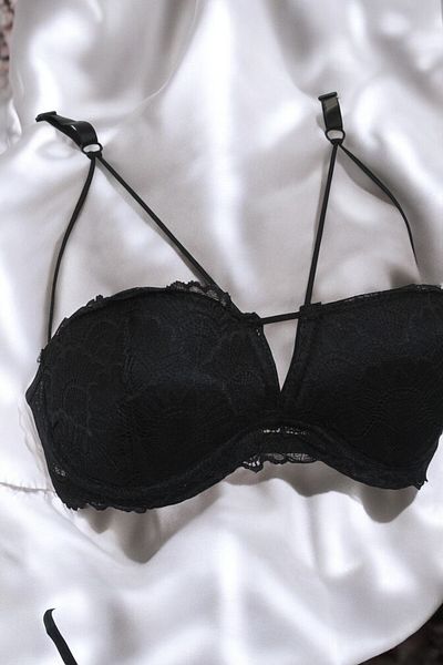 blackstrip Ultra Light Bra Set with Lace and Stitching Detail