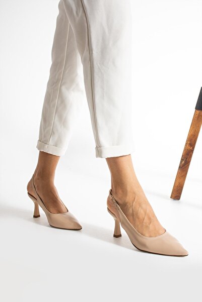 PARİS Kadın Bej Sade Tasarım Topuklu Ayakkabı