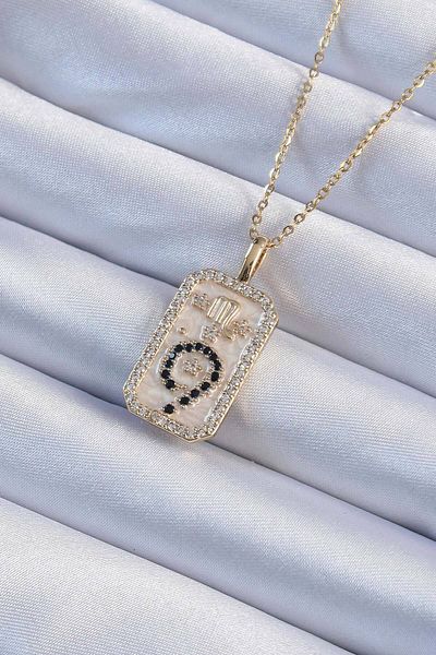 BESKAR 316L سلسلة الصلب الذهب اللون الزركون حجر الحد الأدنى ديزي الشكل قلادة التارو