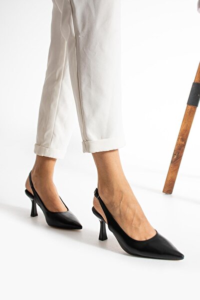 PARİS Дамски черни обувки на висок ток с обикновен дизайн