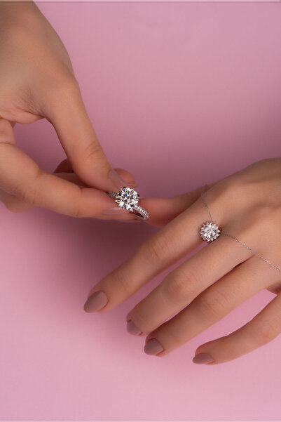 So CHIC... 14 Ayar Sarı Altın Sertifikalı Premium Created Taşlı Tektaş Kolye