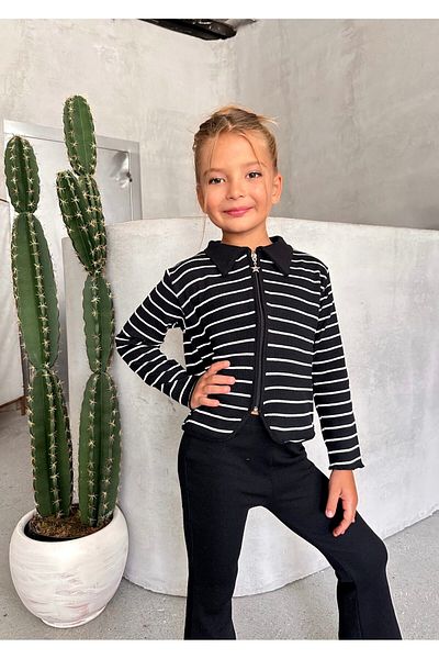 le petit sole Girl's Collared Zippered Top and Bottom Set