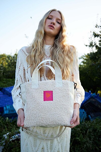 Huge Element Hatalmas Whiteie mackótáska Ekrü