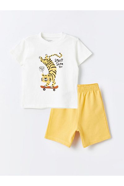 LC Waikiki LCW Crew Neck Printed Baby Boy T-Shirt and Shorts 2 Pieces Set