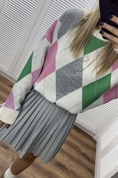bytugcekaya Pulover gri crem cu model diamantat