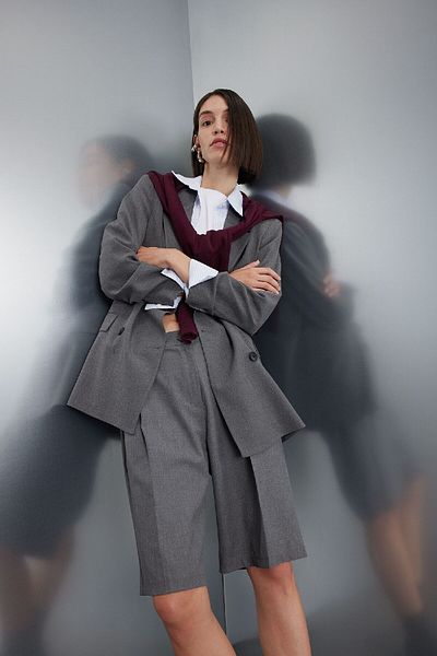DeFacto Zweireihige Oversize-Blazerjacke mit Knopfleiste, Basic-Modell C2575ax24au