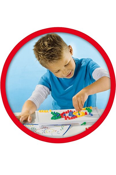 SES Creative لوحة الفسيفساء